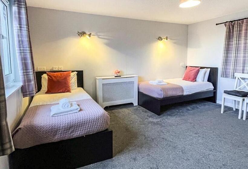 Family Suite, Broadford House Skye