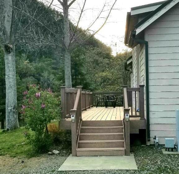 침실 1개 주택, Strawhouse Resorts