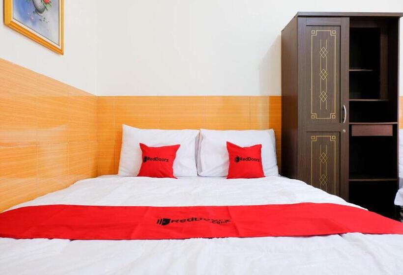 Семейный Номер, Reddoorz Near Stab Syailendra Kopeng