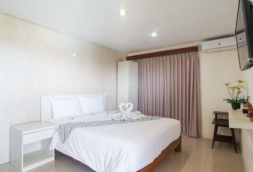 バルコニー付きデラックスルーム, Pudi Homestay