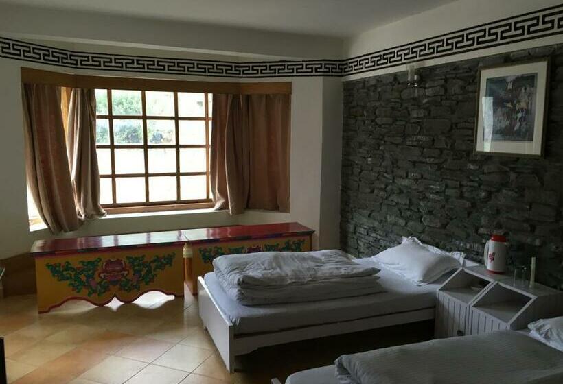 Номер Deluxe Вид на Горы, Gemoor Khar  Manor House