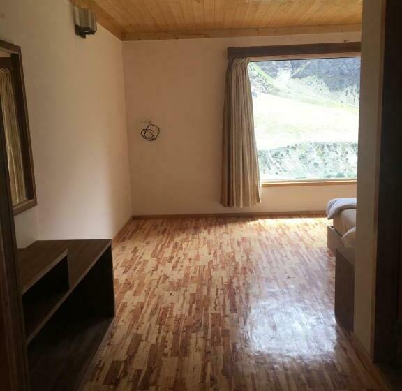 Номер Стандарт Вид на Горы, Gemoor Khar  Manor House