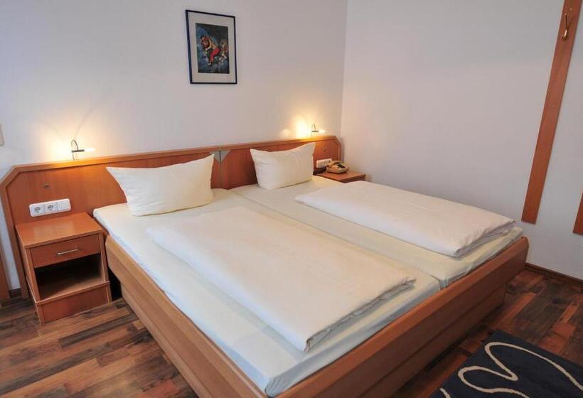Quarto Estandar, Akzent Hotel Schranne