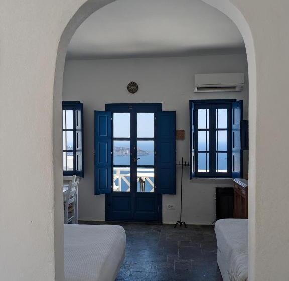 Family studio with view, Heliotopos