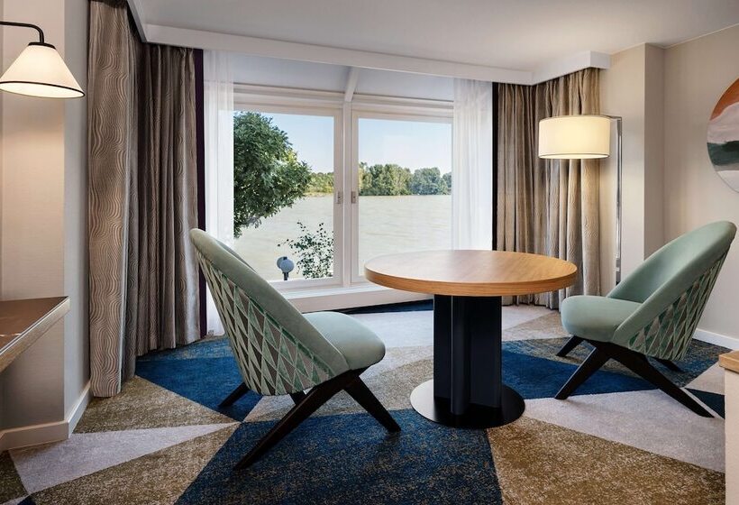 주니어 스위트, Hilton Vienna Waterfront