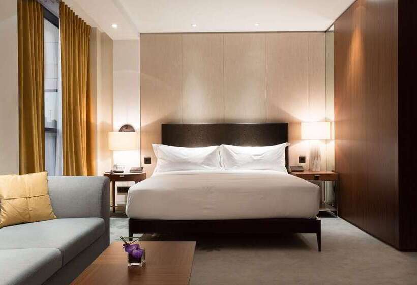 이그제큐티브 룸 킹사이즈 침대, Hilton Vienna Waterfront