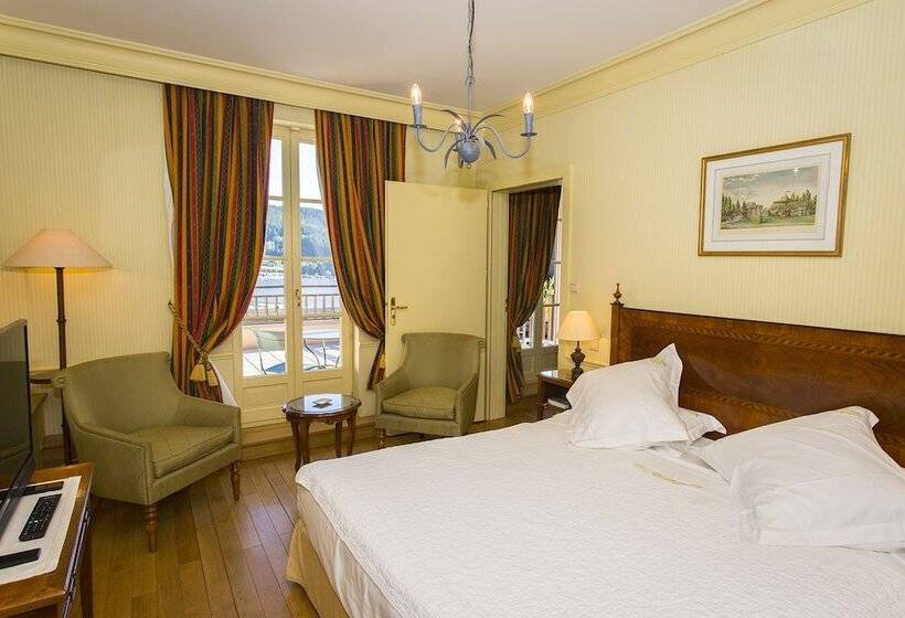 سوییت, Le Manoir Au Lac