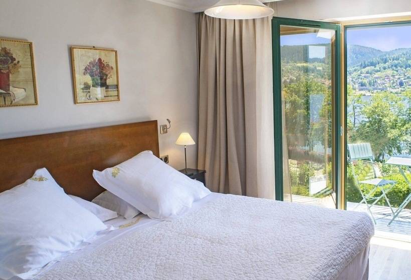 اتاق استاندارد با چشم‌انداز دریاچه, Le Manoir Au Lac