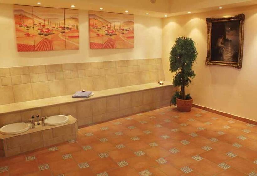 Номер Комфорт, Romantik Hotel Tuchmacher