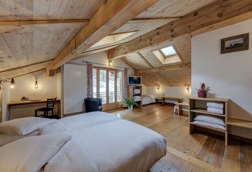 Номер Стандарт Трехместный, La Vallée Hôtel &spa