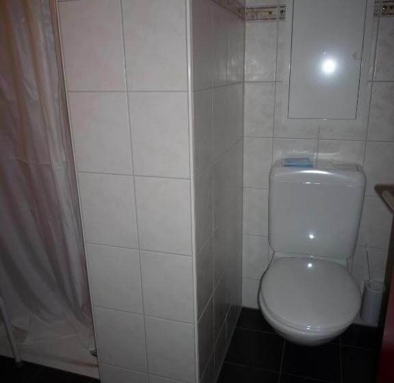 Семейный Номер, Esthers Guesthouse