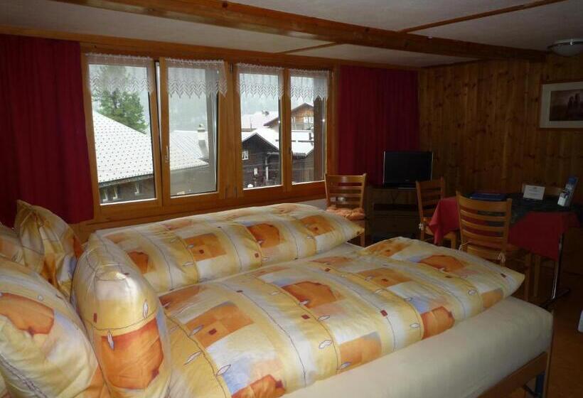 Номер Стандарт Совместная Ванная, Esthers Guesthouse