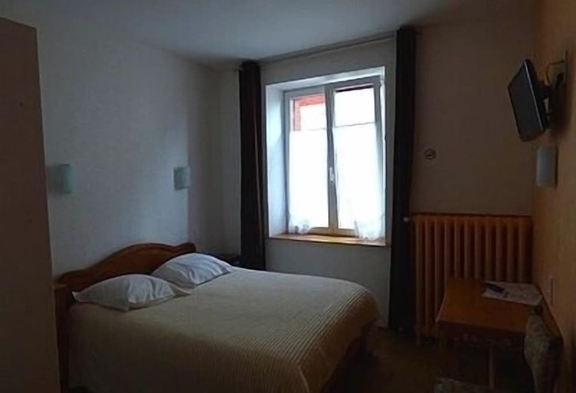 Номер Стандарт, Hôtel Du Commerce