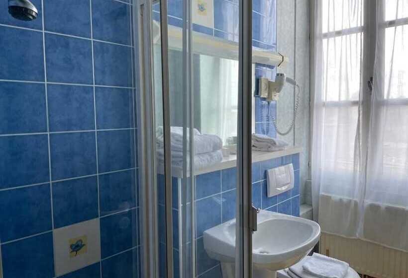 اتاق استاندارد, Logis Hôtel De La Tête Noire