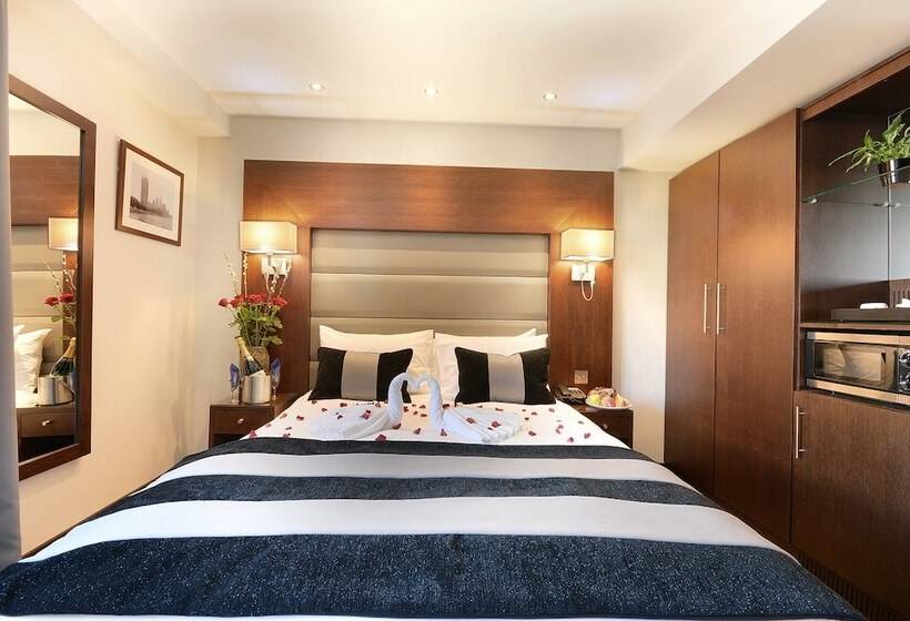 Номер Клуб, Park Grand London Lancaster Gate
