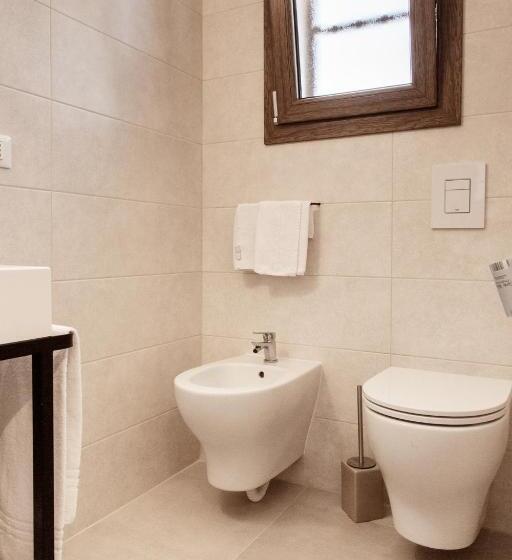 جناح جونيور, Albergo Il Giardino