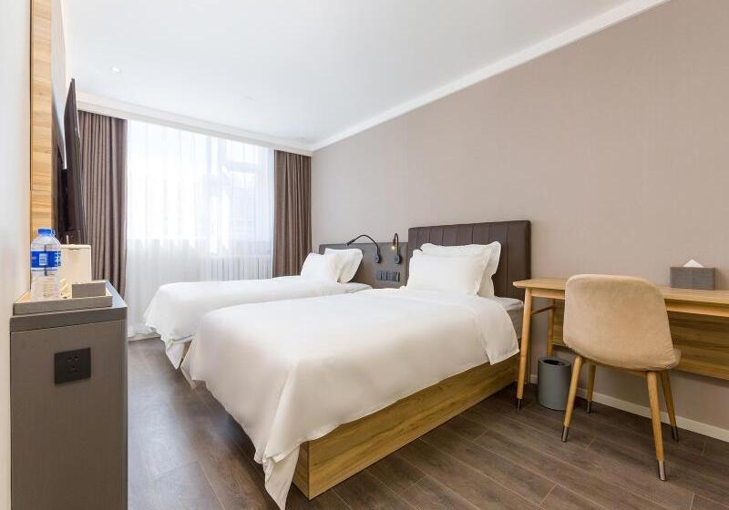 Номер Стандарт, Logis Hotel & Restaurant Le Carnot