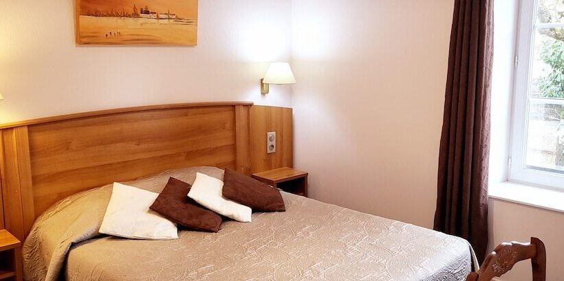 Quarto Estandar, Logis Hôtel De France