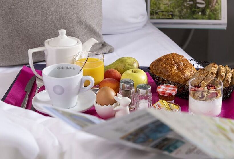 Номер Комфорт, Logis Hôtel Restaurant Le Fontarabie