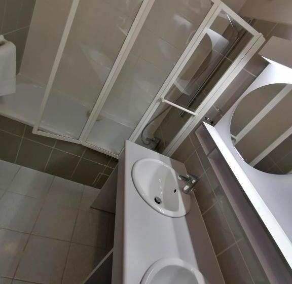 スタンダードルーム, Logis Hôtel & Restaurant Le Soleil D Or