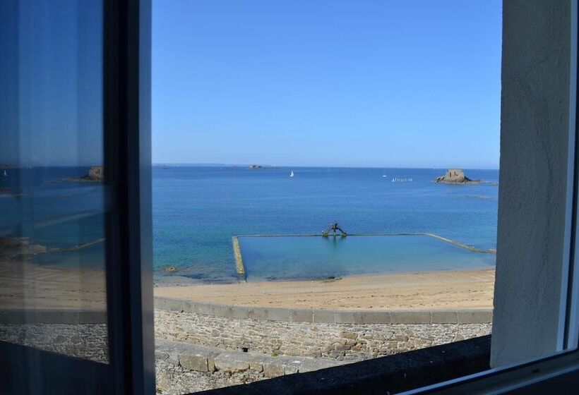 Семейный Номер Вид на Море, Hôtel La Porte Saint Pierre Logis Hôtel Intra Muros