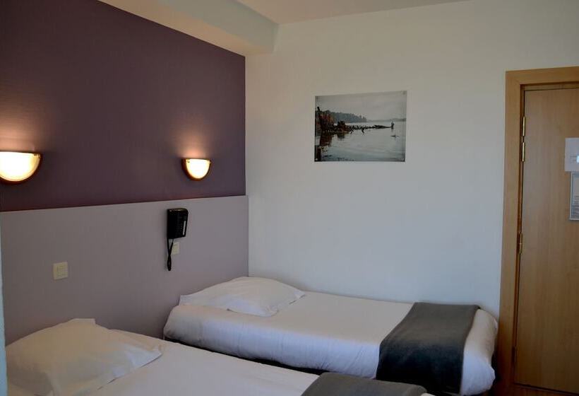 Номер Стандарт, Hôtel La Porte Saint Pierre Logis Hôtel Intra Muros