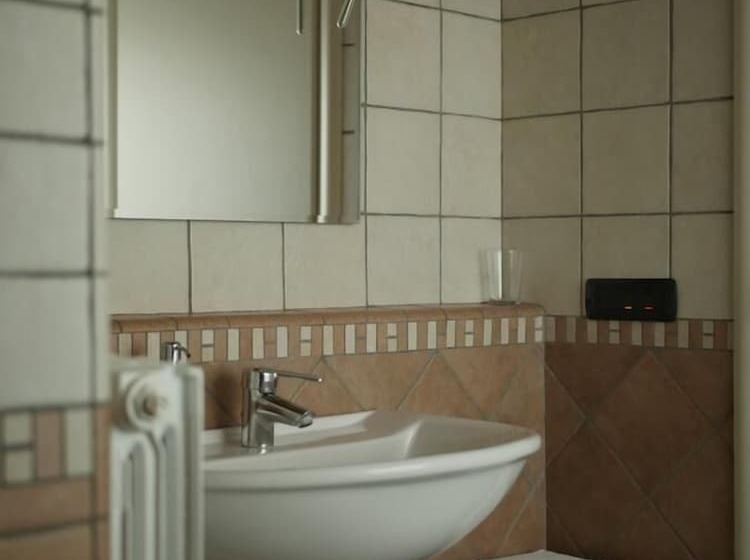 اتاق استاندارد با چشم‌انداز باغ, Quattrocolli B&b