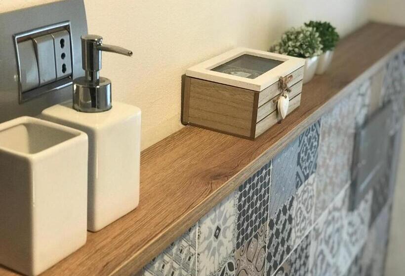 スタンダードルーム, La Maggiolina Camere La Spezia