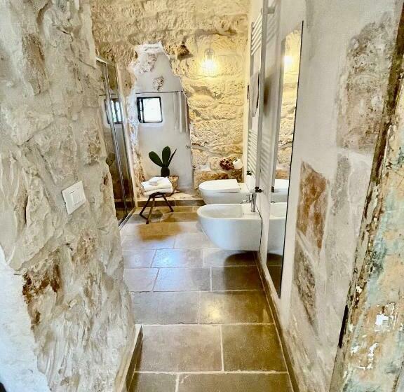 اتاق لوکس, Relais Grottone