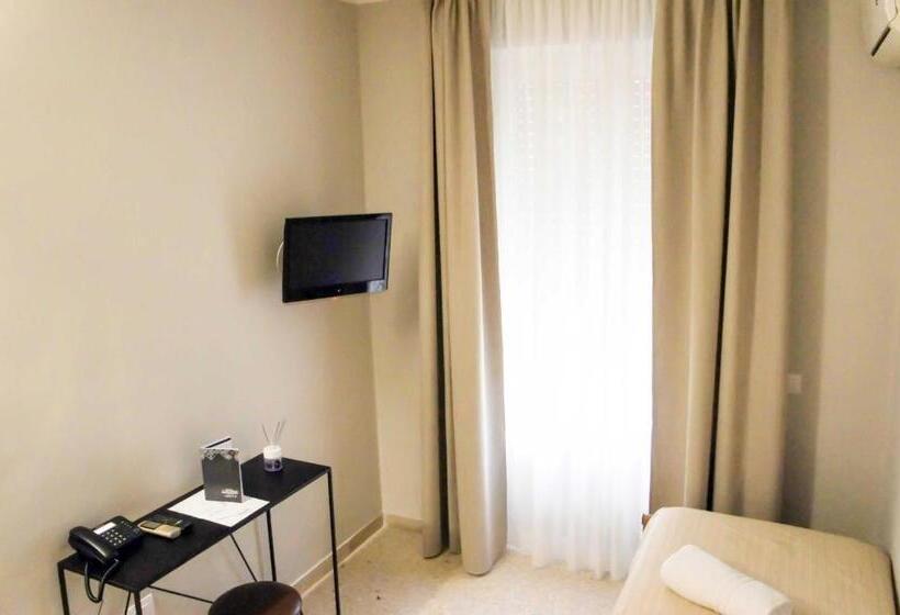 Номер Economy Индивидуальный, Albergo D Onofrio