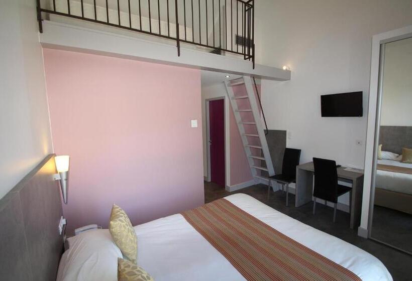 Трехместный Номер Superior, Logis Hotel Archambeau