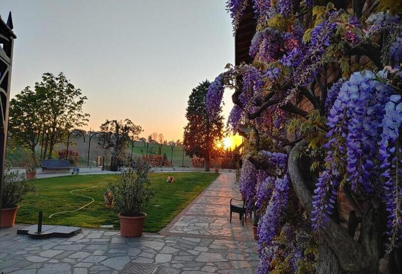 اتاق لوکس با بالکن, Locanda Del Boscogrande