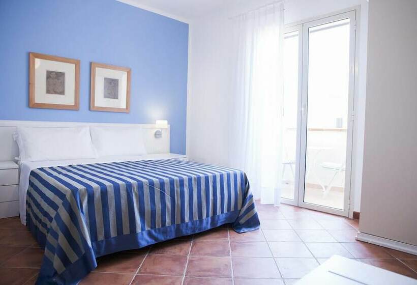 اتاق استاندارد سه نفره, B&b L Artista
