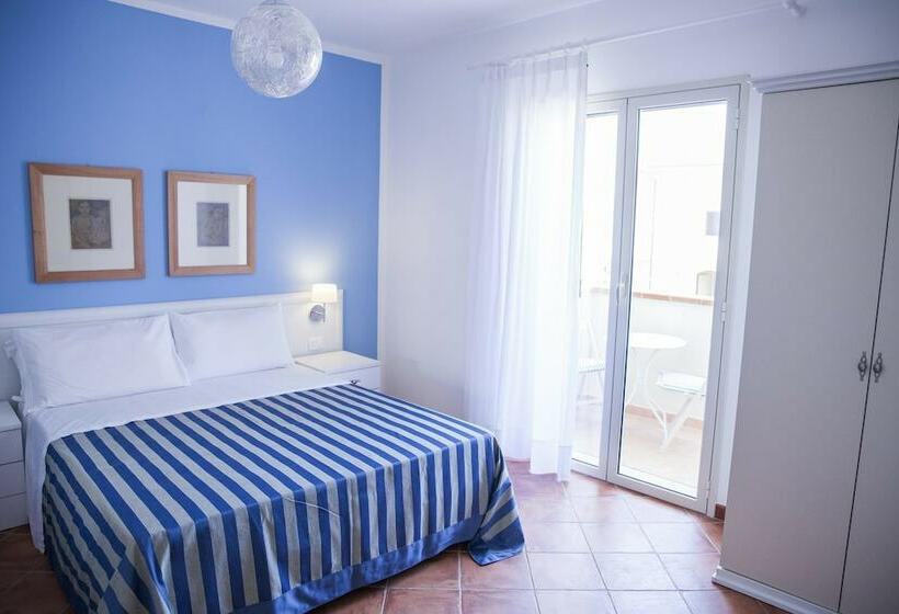 اتاق استاندارد سه نفره, B&b L Artista