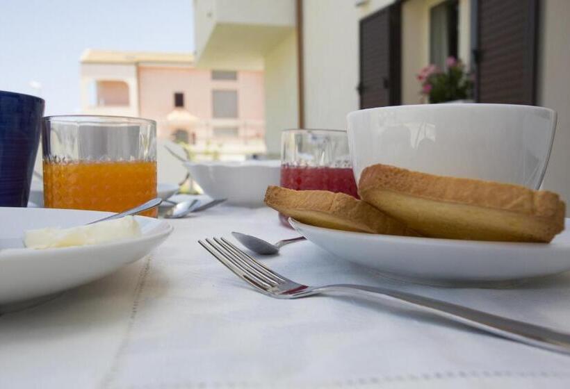 اتاق استاندارد سه نفره, B&b L Artista