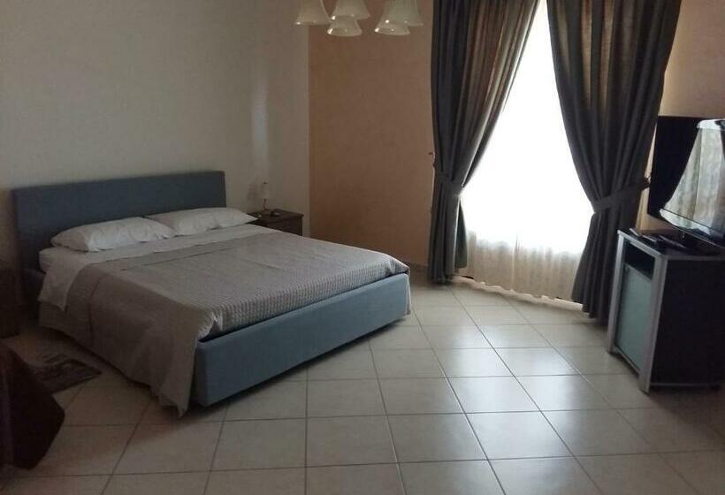 اتاق استاندارد چهار تخته با چشم‌انداز دریا, B&b Lavinaio