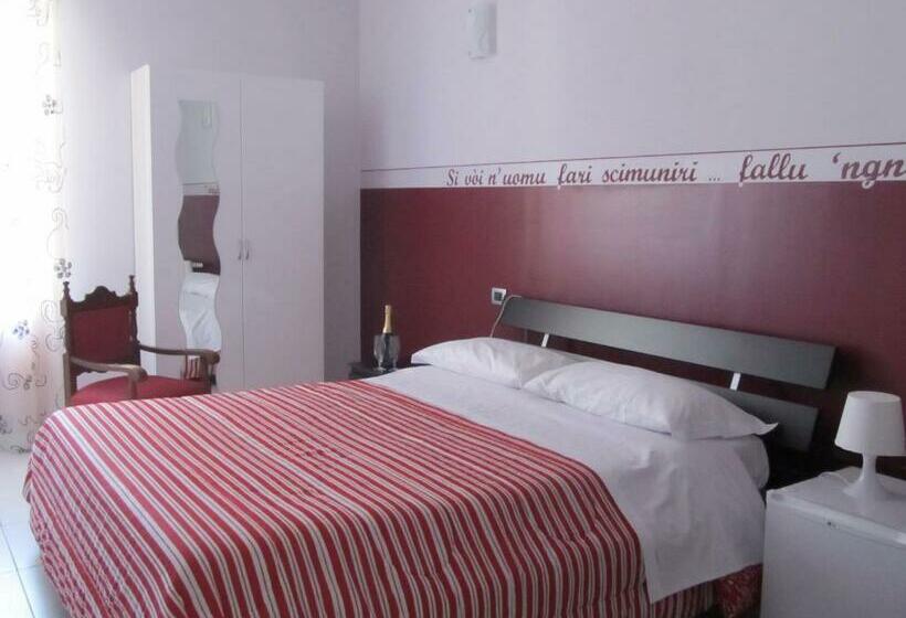 اتاق استاندارد با بالکن, B&b Persi Nel Sud