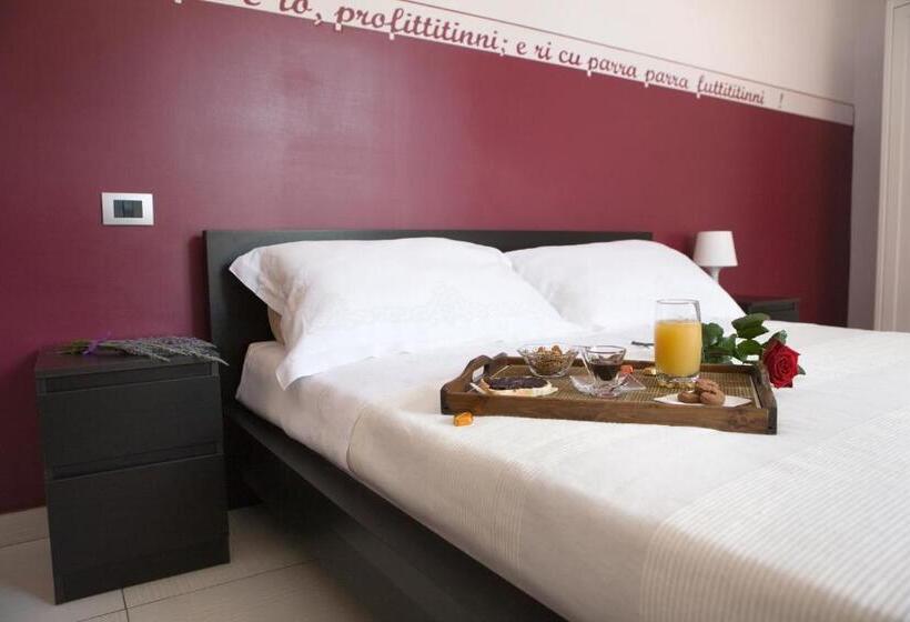 اتاق استاندارد سه تخته با بالکن, B&b Persi Nel Sud