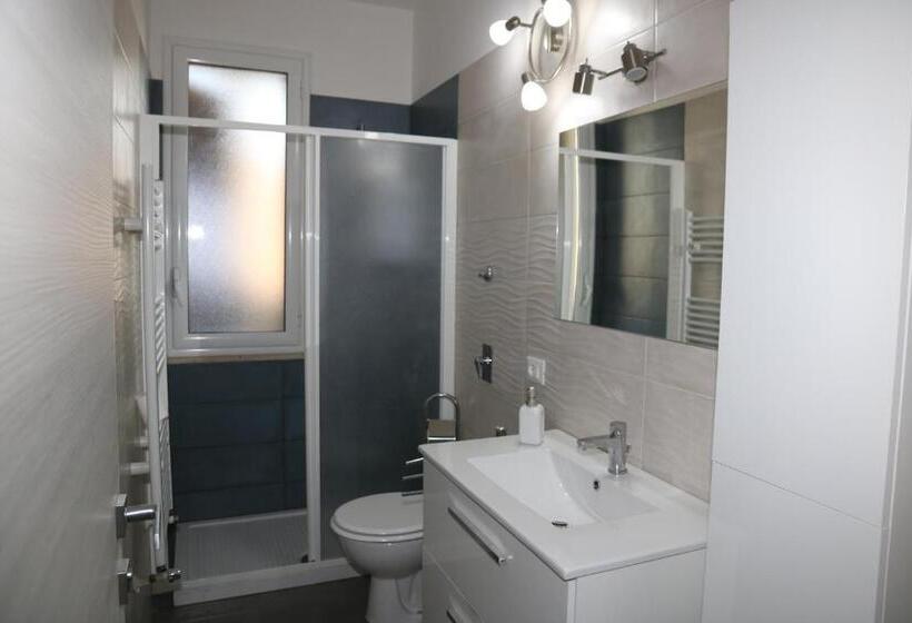 침실 2개 바다 전망 아파트, B&b Al Porticciolo