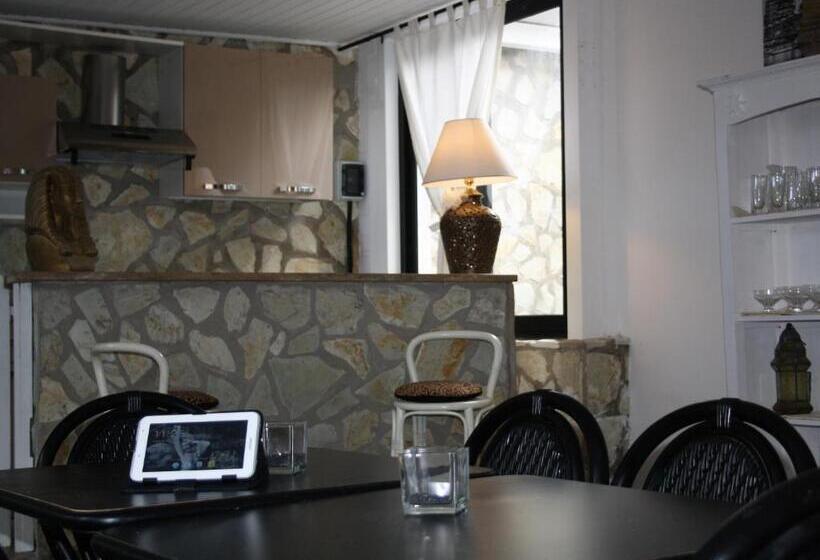 اتاق کلاسیک چهارنفره, Dolce Vita Casa Vacanze
