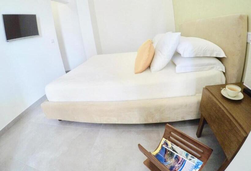 Номер Стандарт с Балконом, Petra Maris B&b
