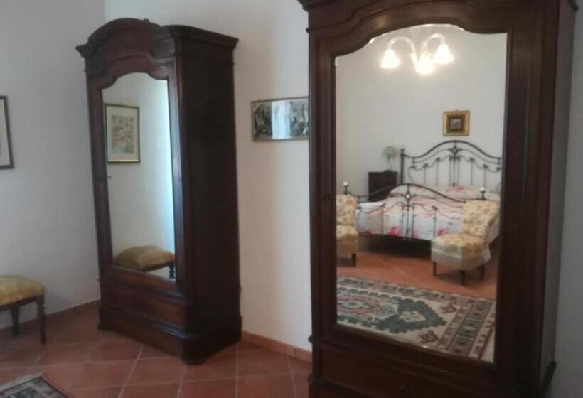 اتاق استاندارد چهار تخته, La Casa Di Astrea