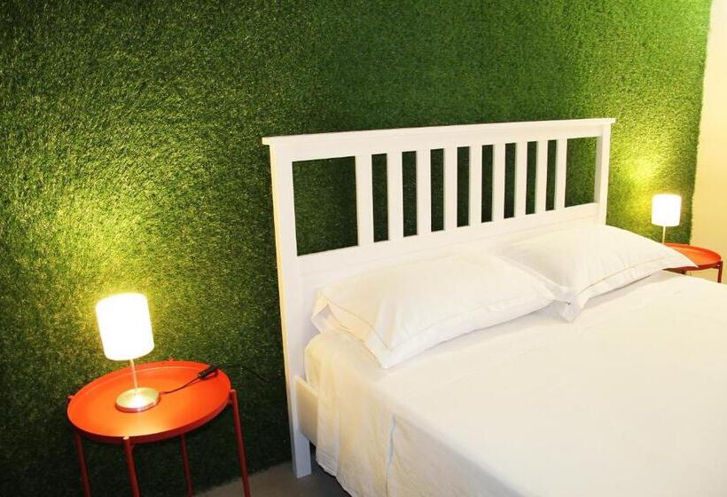 اتاق استاندارد چهار تخته, Urban Pop Hostel & Bnb