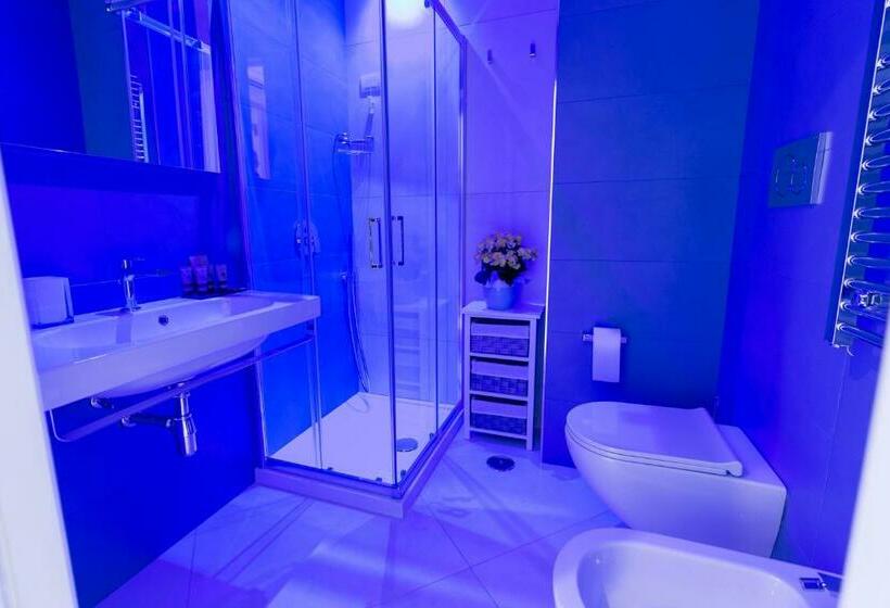 اتاق لوکس با بالکن, Relais Kaora Guesthouse