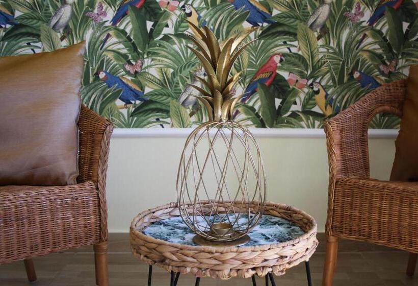 Standard room with outdoor bath, Villa Le Garden