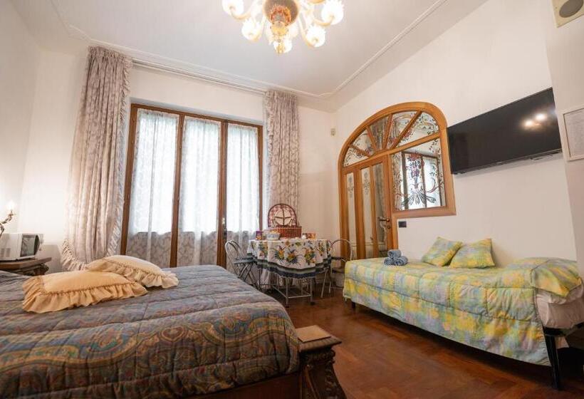 Люкс, B&b Family First
