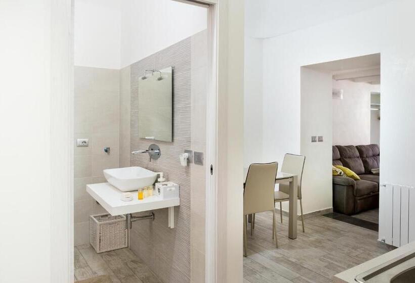 اتاق استاندارد, Scuto Home