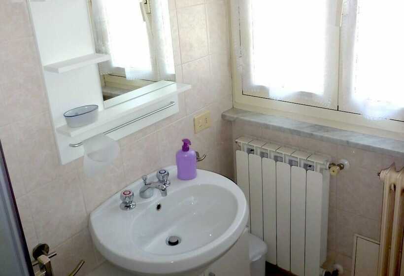 آپارتمان راحتی 1 خوابه, Tommy Guest House Roma