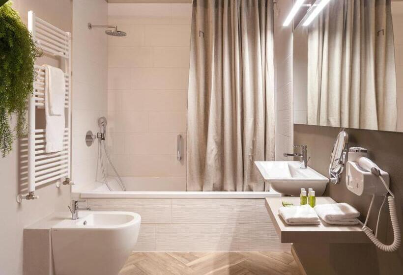 اتاق لوکس, Bed & Breakfast La Home And Apartments