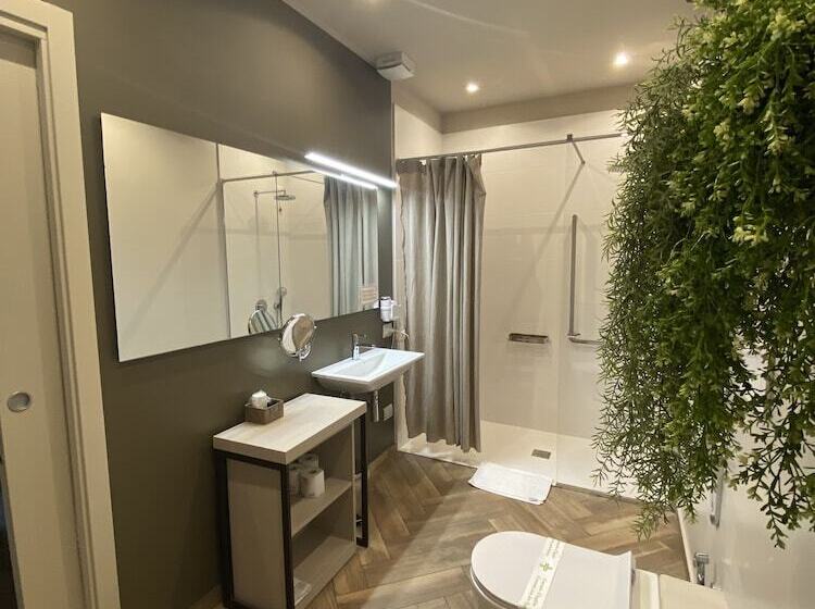 اتاق لوکس, Bed & Breakfast La Home And Apartments